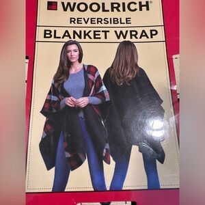 Woolrich Blanket Wrap Buffalo Check Poncho New NWT Fall Shawl Black Red